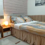 Strum & Stay, A Cozy Music Themed Staycation In Qc